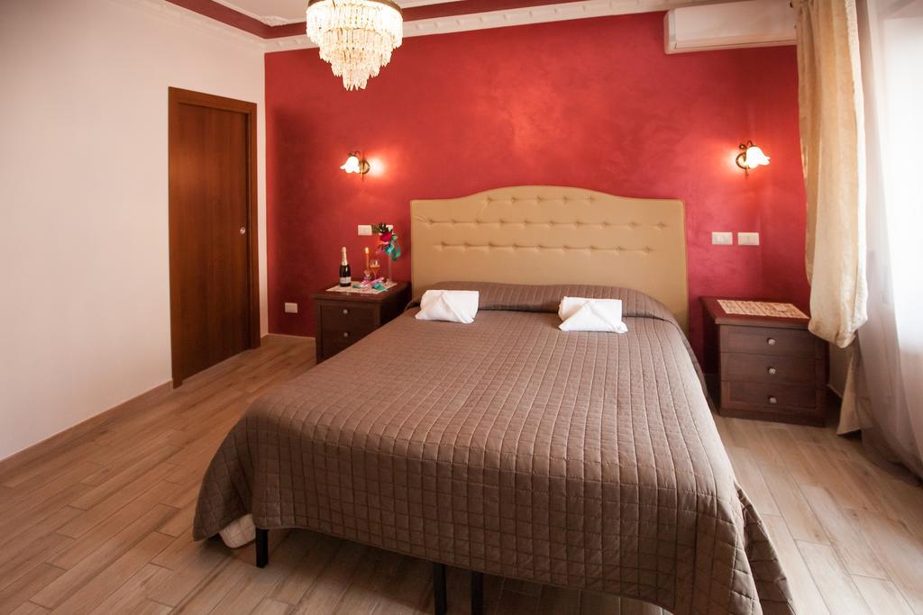 Carillon Apartment Civitavecchia Exterior photo