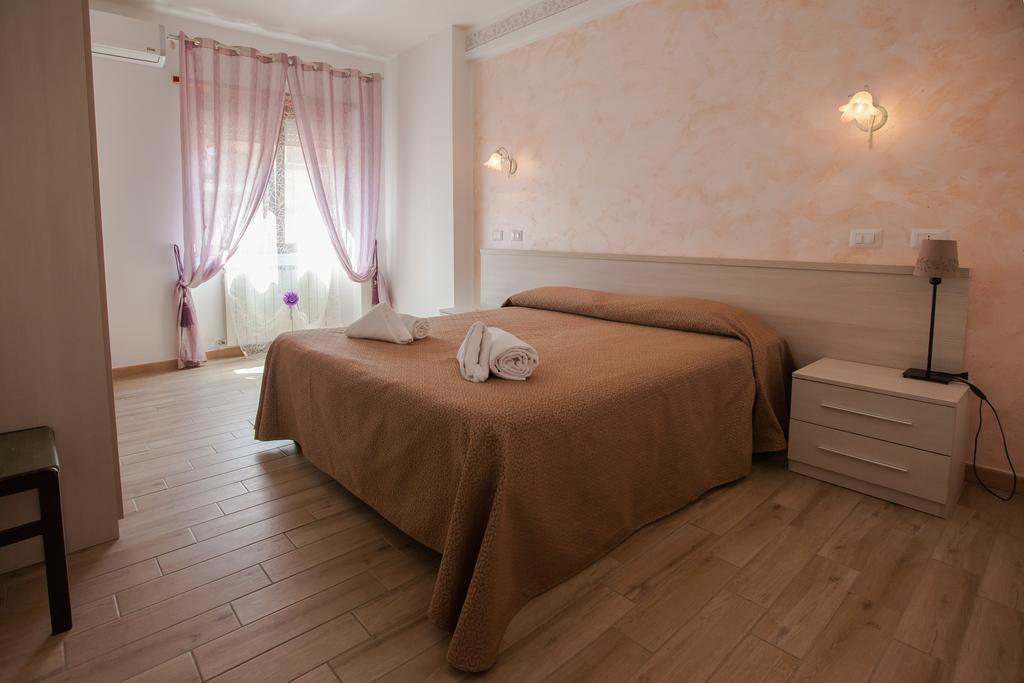 Carillon Apartment Civitavecchia Exterior photo